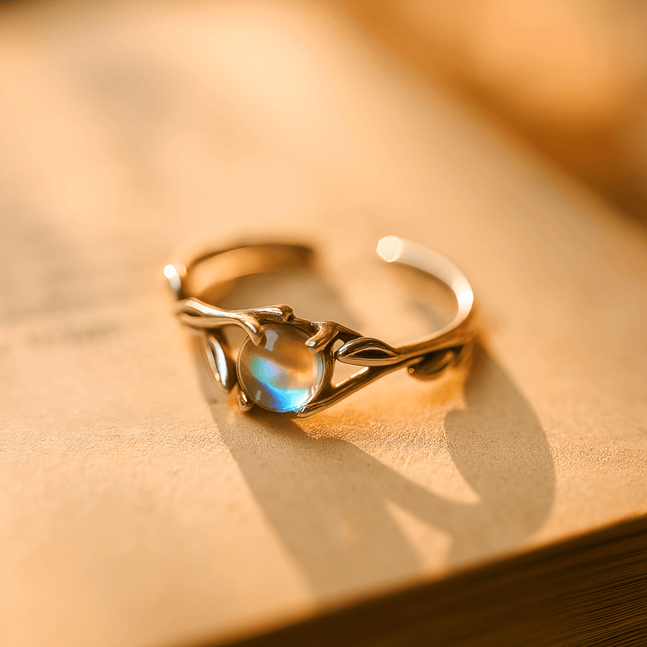 Selene Ring | Love That Remains