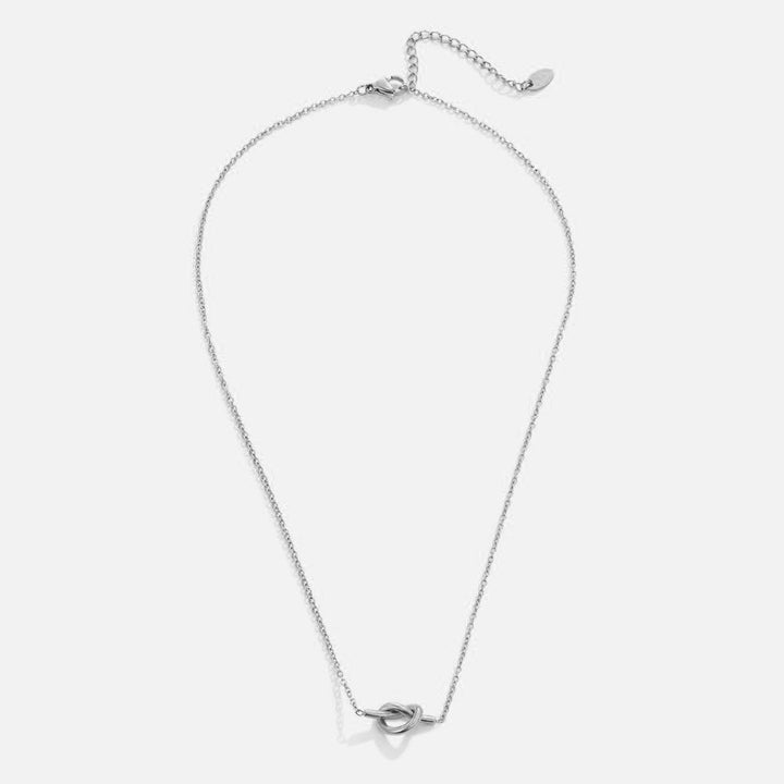 Adela Knoten Silver Necklace