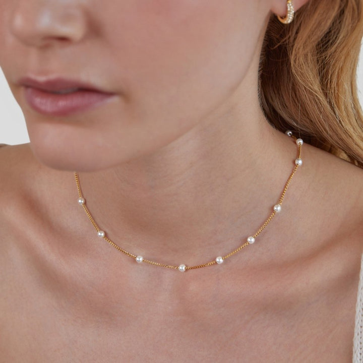 Golden Pearl Necklace Reine